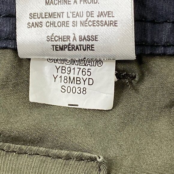 Unionbay Cargo Shorts Mens size 36 Relaxed Stretch Bermuda Pockets Green - Picture 9 of 9